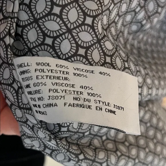 Tulle Black wool blend Women's Jacket with ruffle detail. Size S - Picture 5 of 5